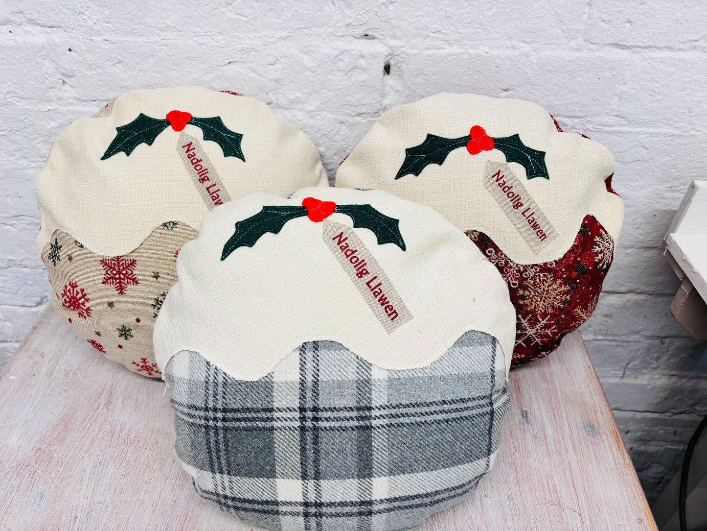 Christmas pudding  Nadolig llawen Grey Wool Cushion .
