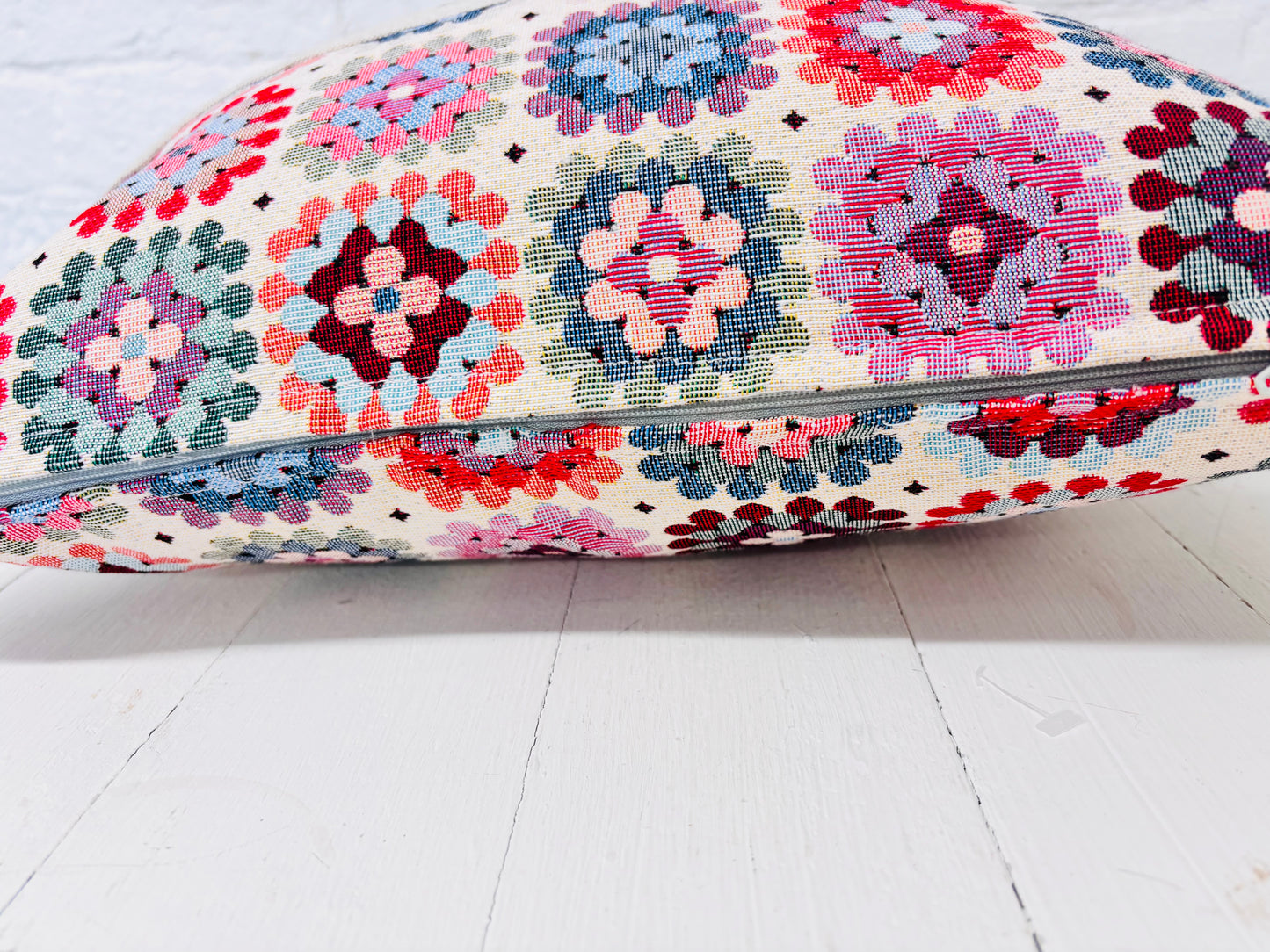 Welsh saying Crochet style Cushion-Cwtch Rectangle Cushion