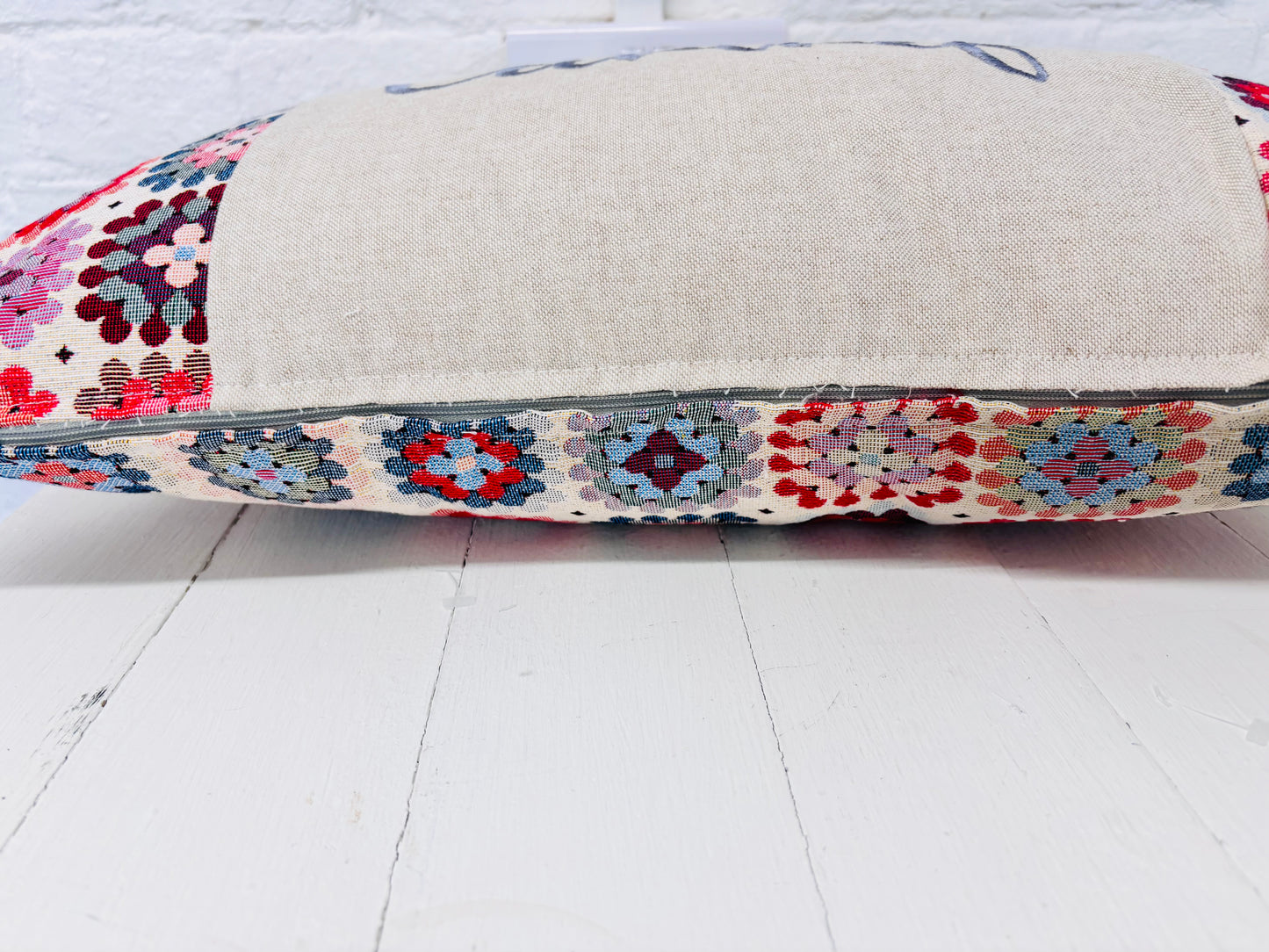 Welsh saying Crochet style Cushion-Cwtch Rectangle Cushion