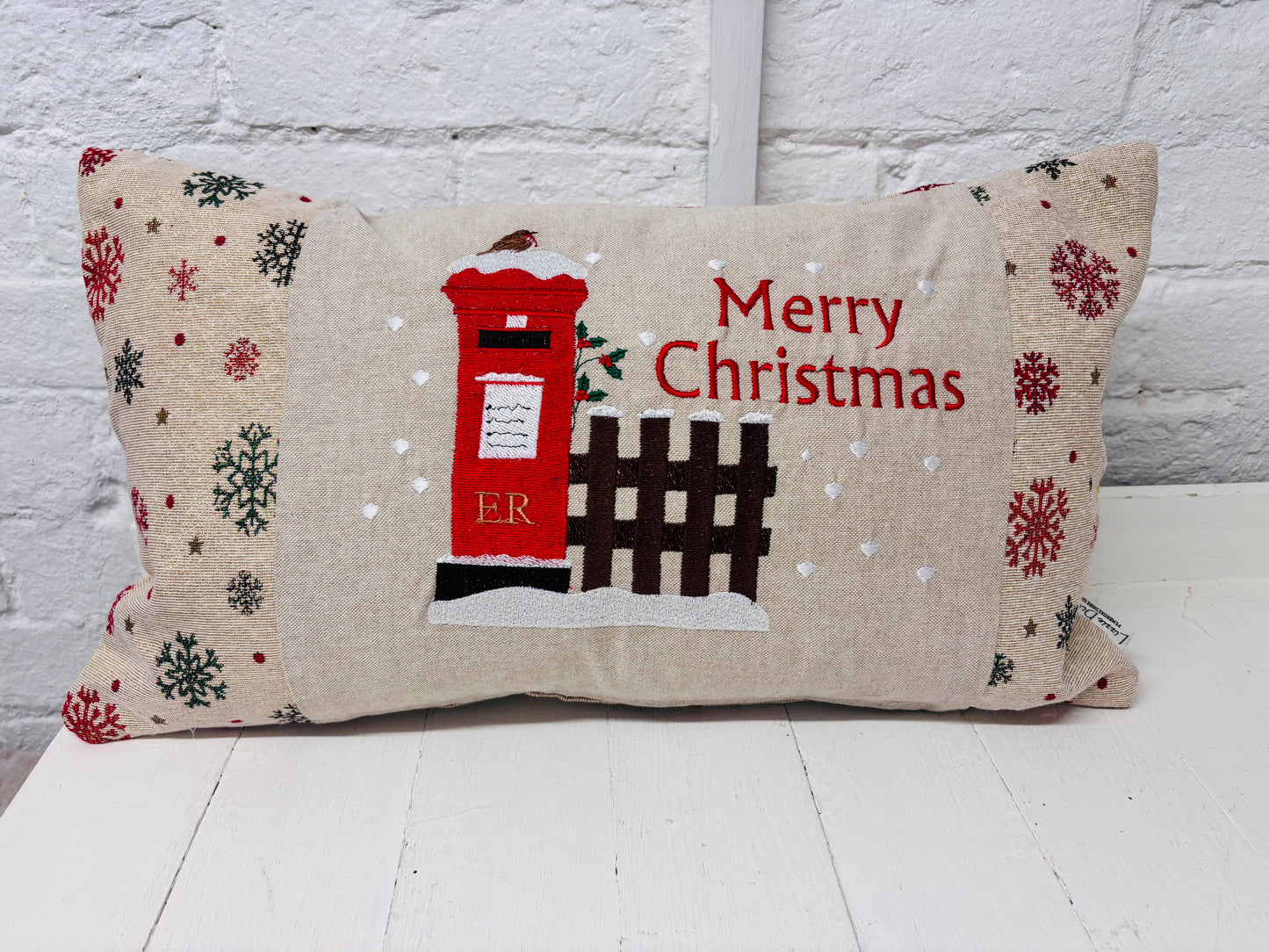 Christmas post box Cushion. Merry Christmas /Nadolig Llawen all Letters to Santa Cushion snowy postbox and robin nostalgic Xmas scene handmade Christmas cushion