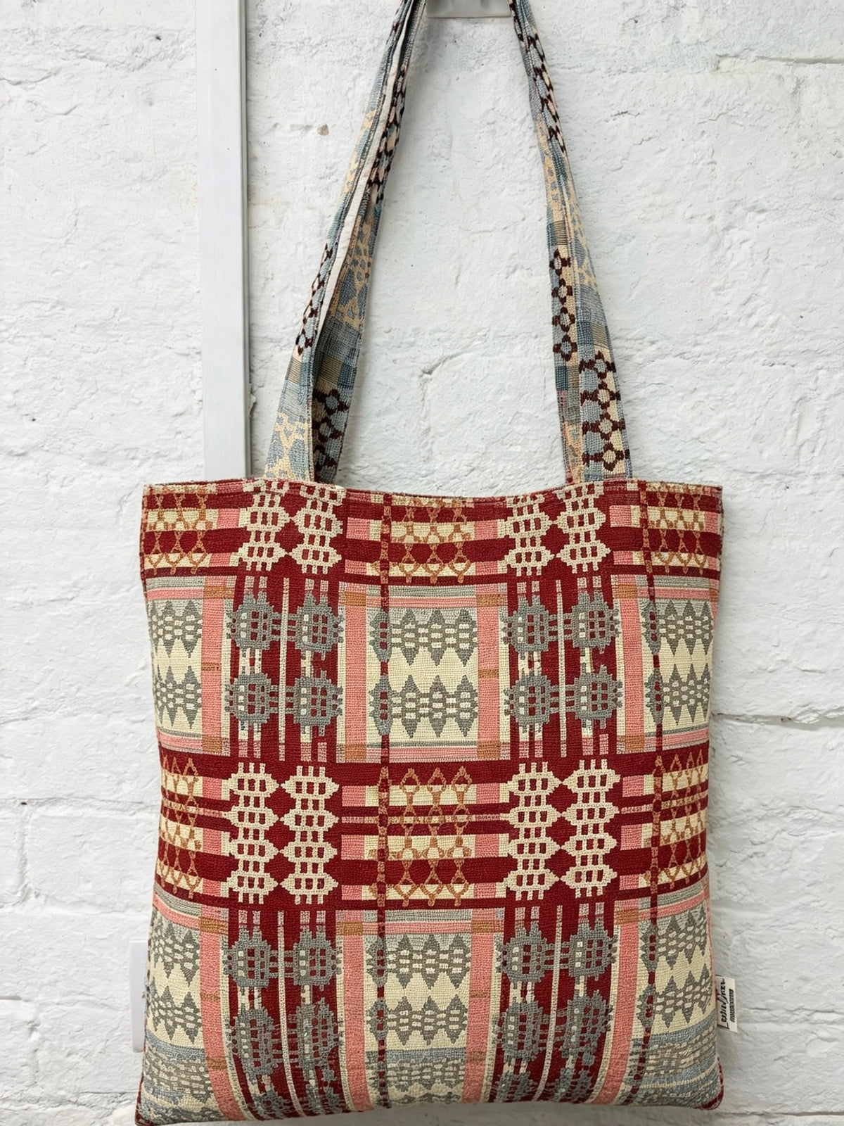 Nadolig llawen Red Welsh Blanket Cushion