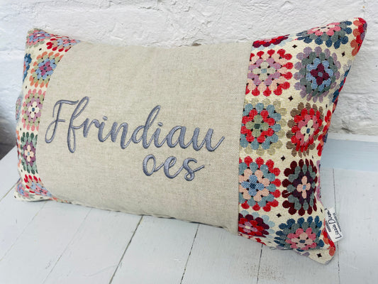 Ffrindiau oes Crochet style Cushion-Rectangle  Cushion