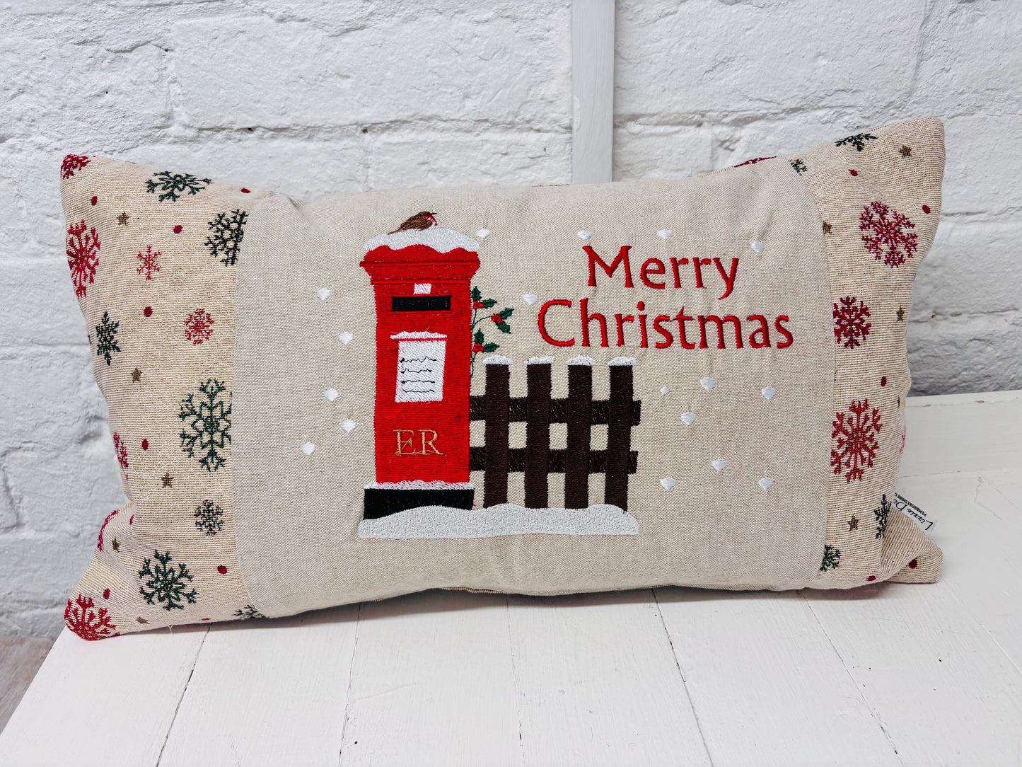 Christmas post box Cushion. Merry Christmas /Nadolig Llawen all Letters to Santa Cushion snowy postbox and robin nostalgic Xmas scene handmade Christmas cushion