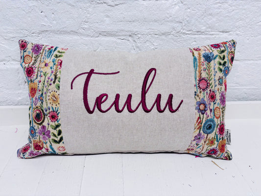 Teulu Kew Gardens Floral Tapestry Cushion