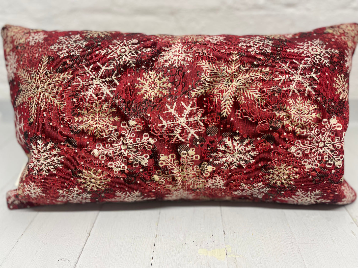 Festive Sheep Long Nadolig Llawen-Merry Christmas. Snow Flake Fabric