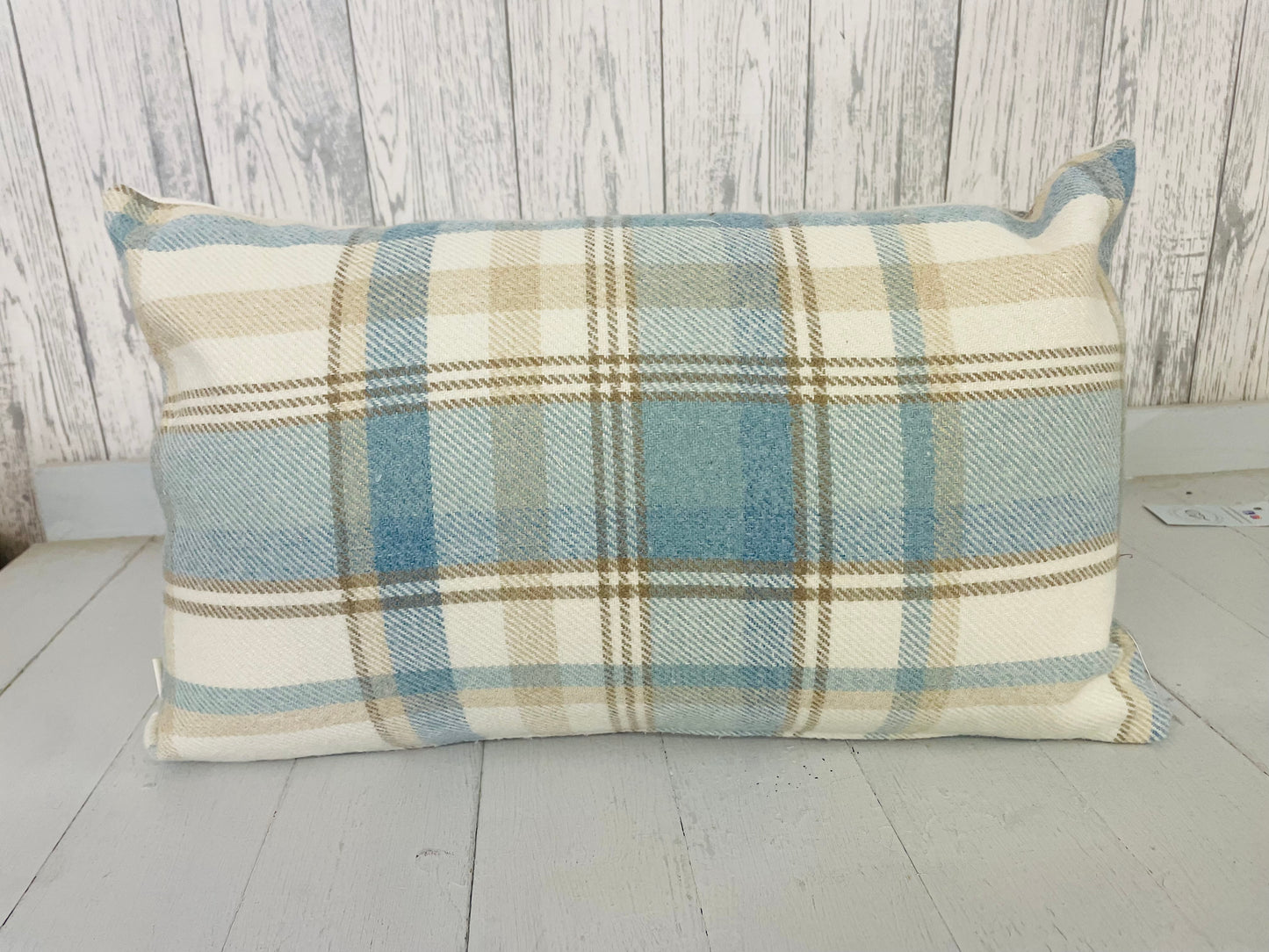 Cwtsh Cushion- Wool Touch Cwtch Rectangle Cushion