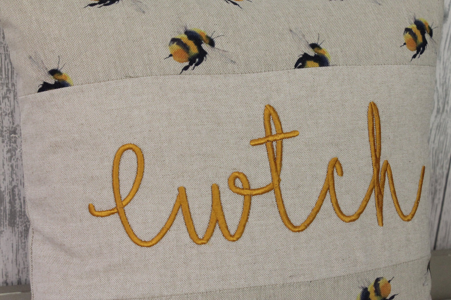 Cwtch Cushion- 16" Bee cwtch Cushion