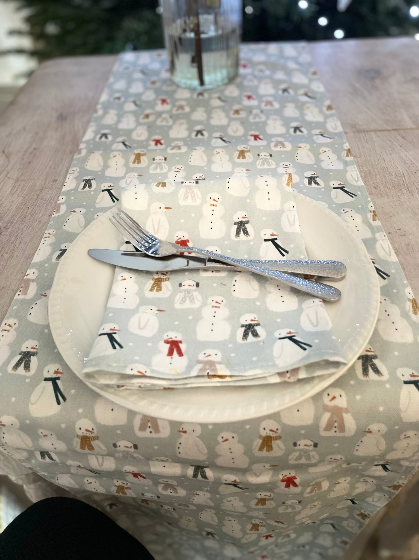 Snow man fabric Napkins Festive table- and Christmas Trees, Handmade festive Napkins - Fabric Napkins