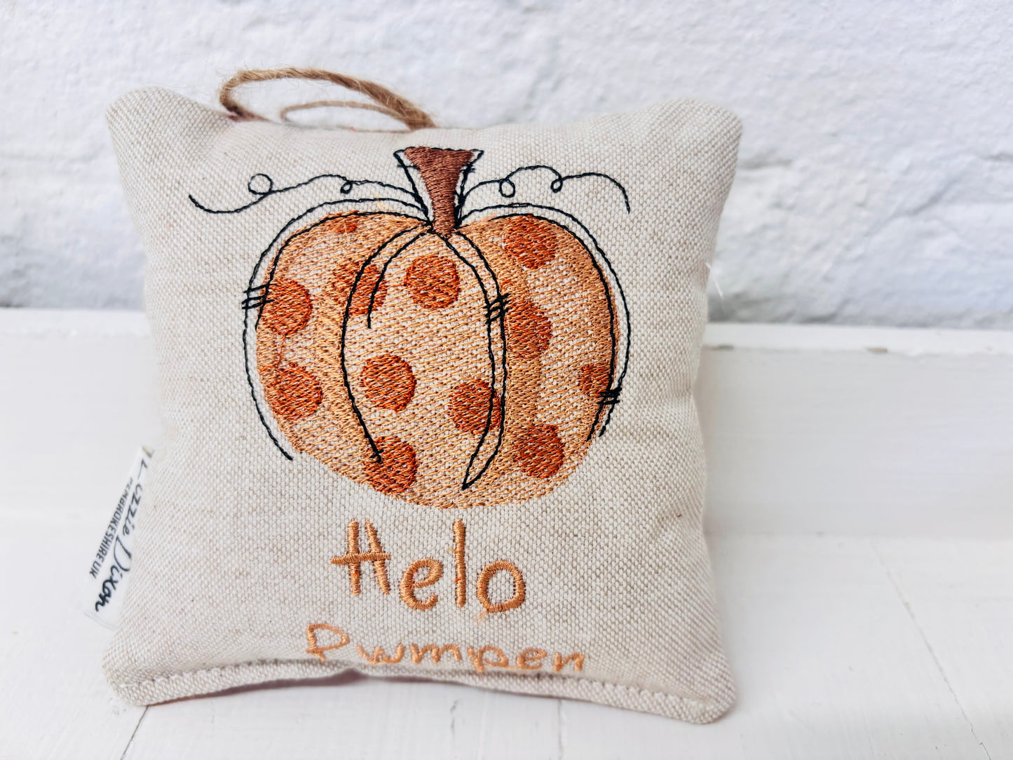 Hello Pumkin Hanging Heart Decorations.