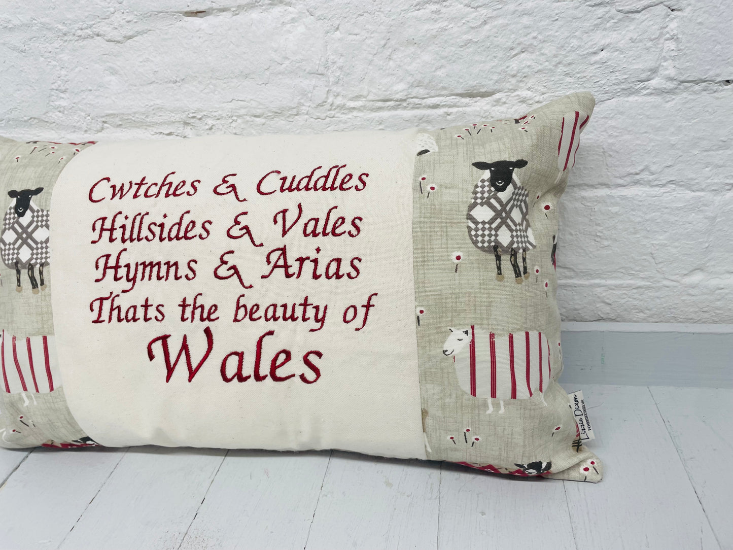 Sheep Design-Cwtches & Cuddles Welsh quote long cushion