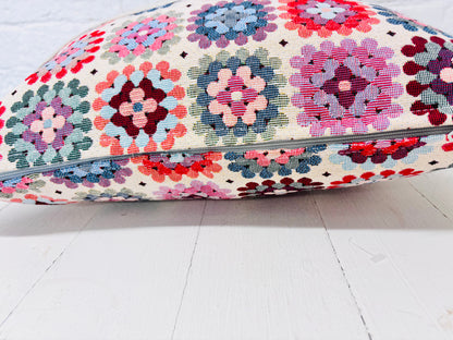 Welsh saying Crochet style Cushion-Cwtch Rectangle  Cushion