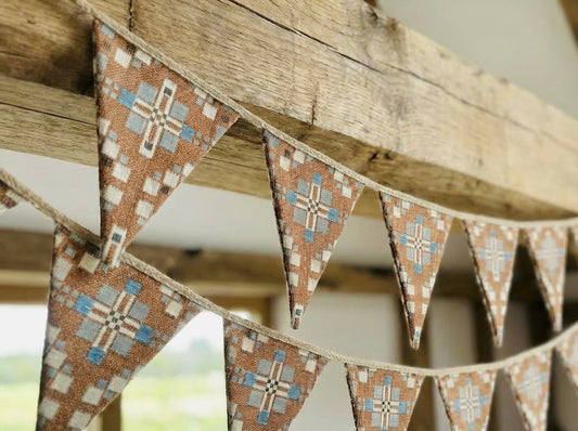 Vintage Cross Bunting - 7 flag Bunting