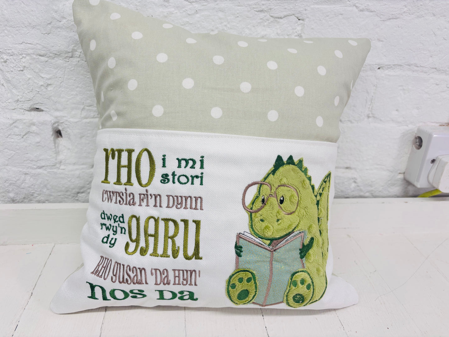 Green Cute Dino with English or Welsh Saying