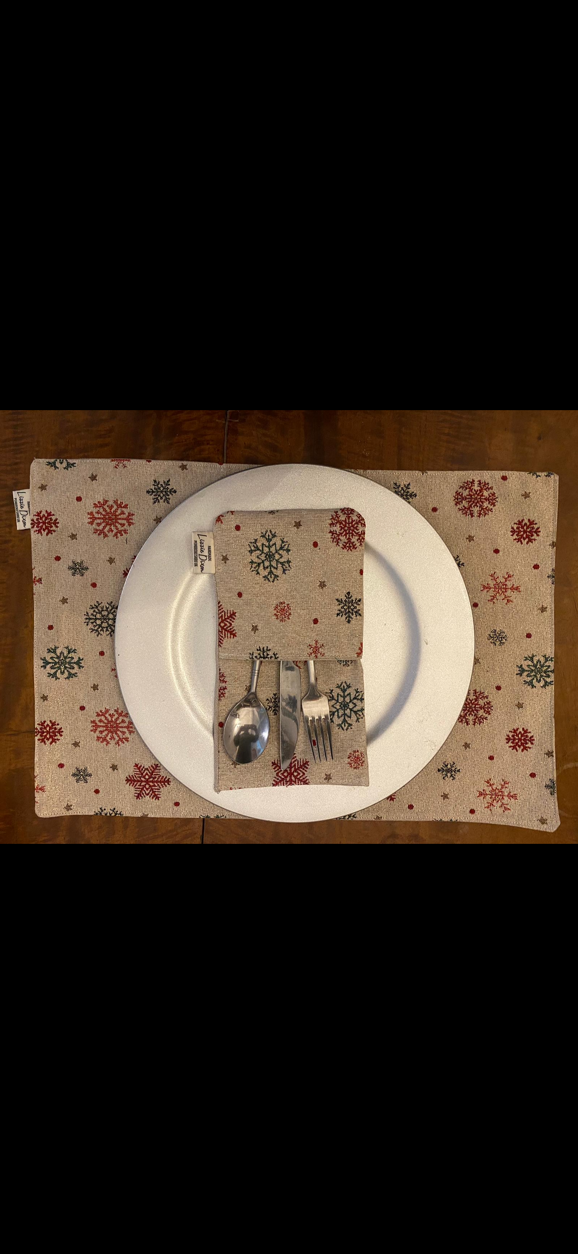 Christmas Table Runner-Gold Snowflake