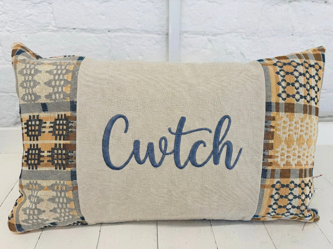 Cwtch Welsh Blanket -Rectangle Cushion
