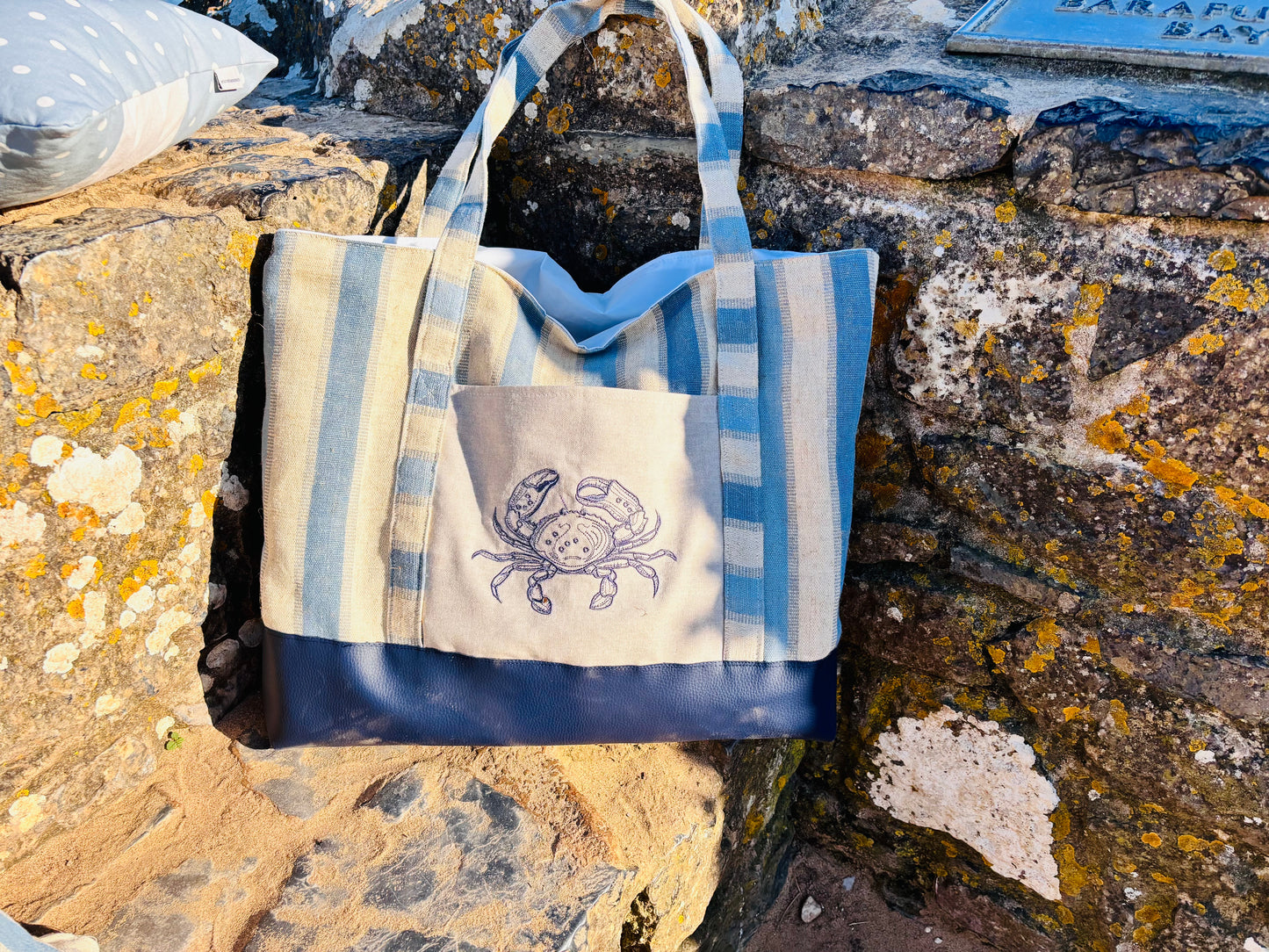 Blue Stripe with crab pocket
