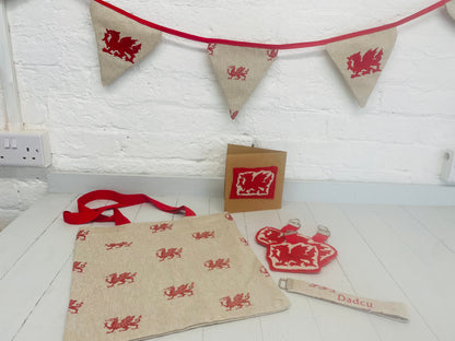 Welsh Dragon  Bunting