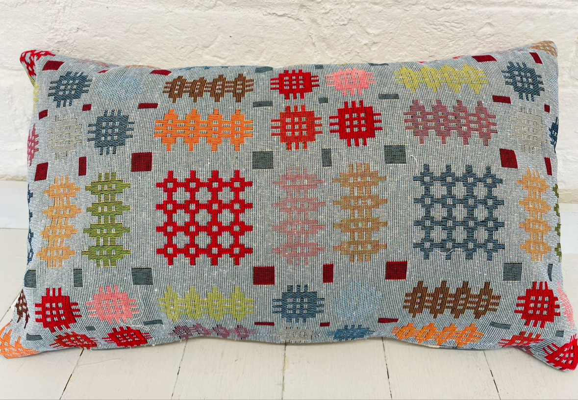 Amser Ymlacio Welsh Blanket style Cushion-Long Panel Cushion-Welsh quote cushion