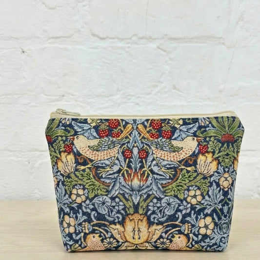 William Morris Strawberry Thief Wash bag\Make up bag