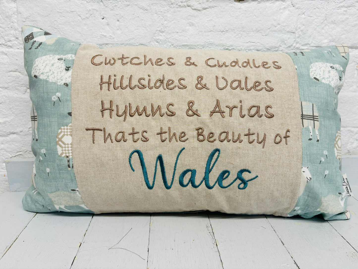 Sheep Design-Cwtches & Cuddles Welsh quote long cushion