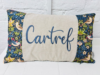 Cwtch William Morris Strawberry Thief Tapestry Cushion -Cwtch/Cwtsh