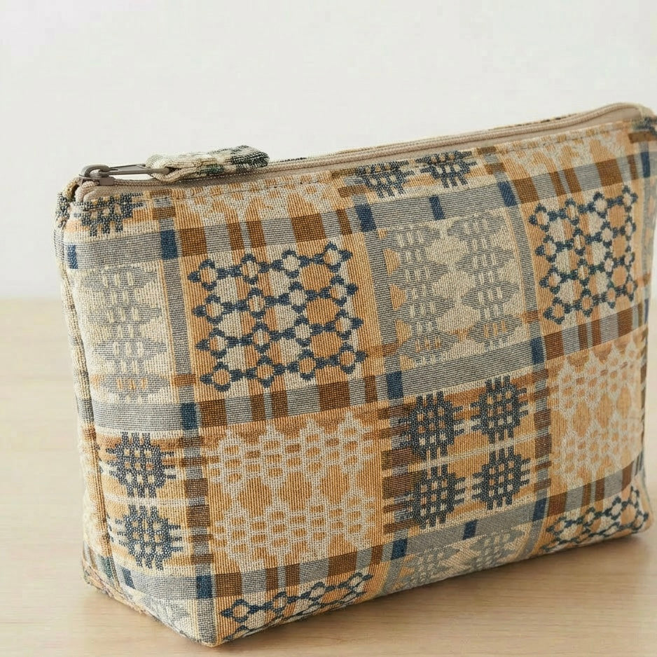 Welsh Blanket Wash bag\Make up bag