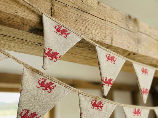 Welsh Dragon  Bunting