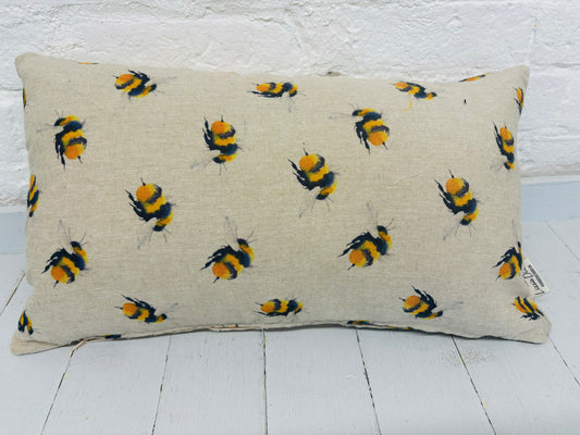 PLAIN LONG -Bumble Bee Print Cushion