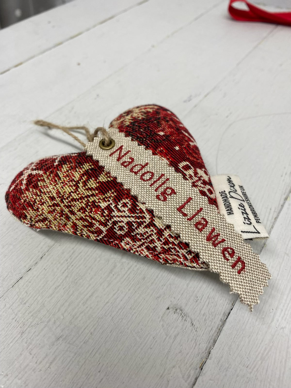 Nadolig Llawen Mini Christmas Heart .- Welsh Blanket style  Heart Nadolig Llawen  Red Tag