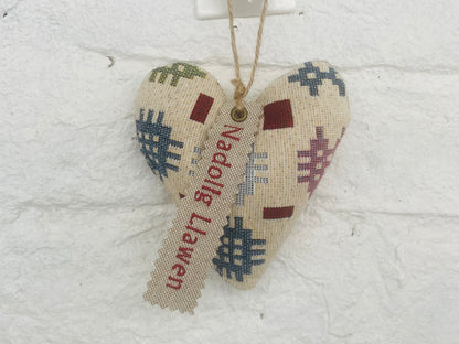 Nadolig Llawen Mini Christmas Heart .- Welsh Blanket style  Heart Nadolig Llawen  Red Tag