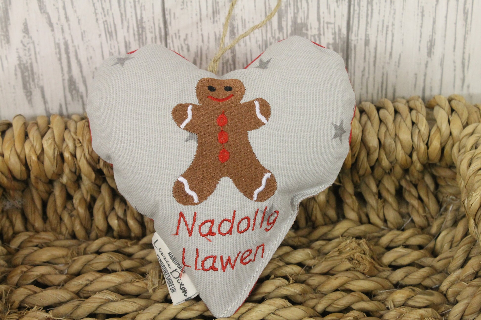 Christmas Gingerbread Man Hanging Heart- Nadolig Llawen hanging heart- Festive Gingerbread man -Christmas decorative Hanging Ornament