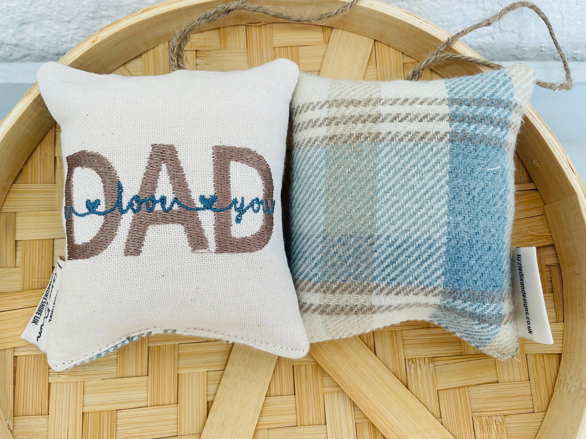 Father’s Day Hanger-welsh dad -english dad