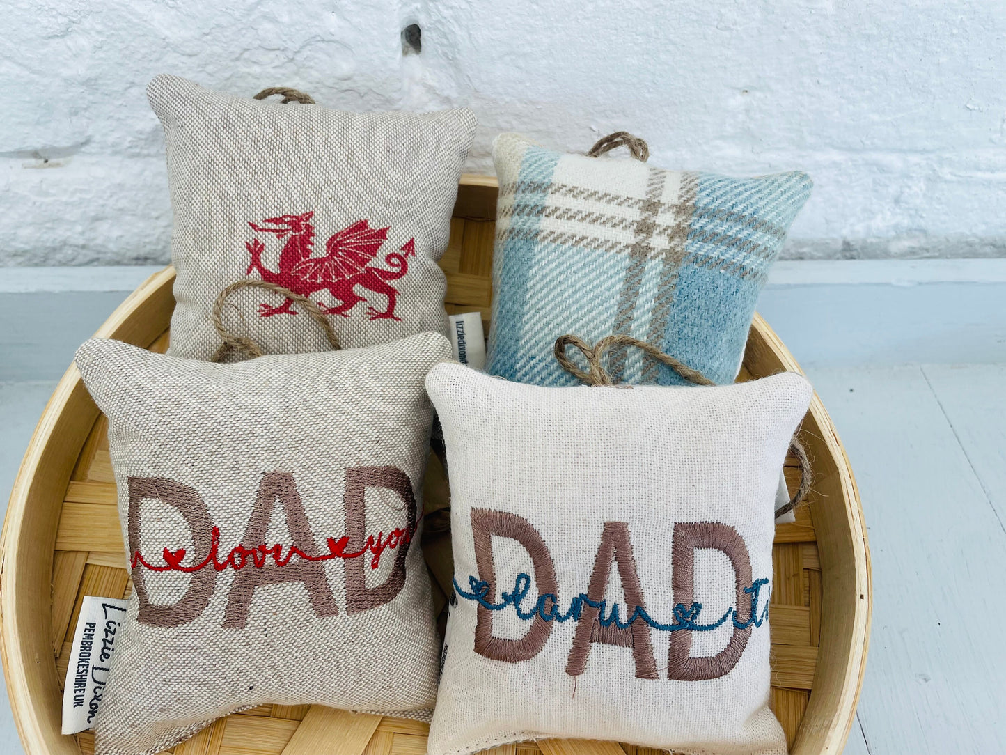 Father’s Day Hanger-welsh dad -english dad