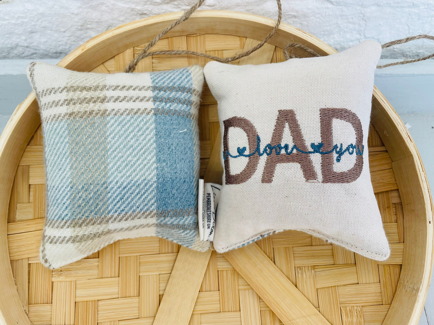 Father's Day Gift-Personalised father's Day present. fathers day hanging decoration-personalised welsh gift-King Daddy