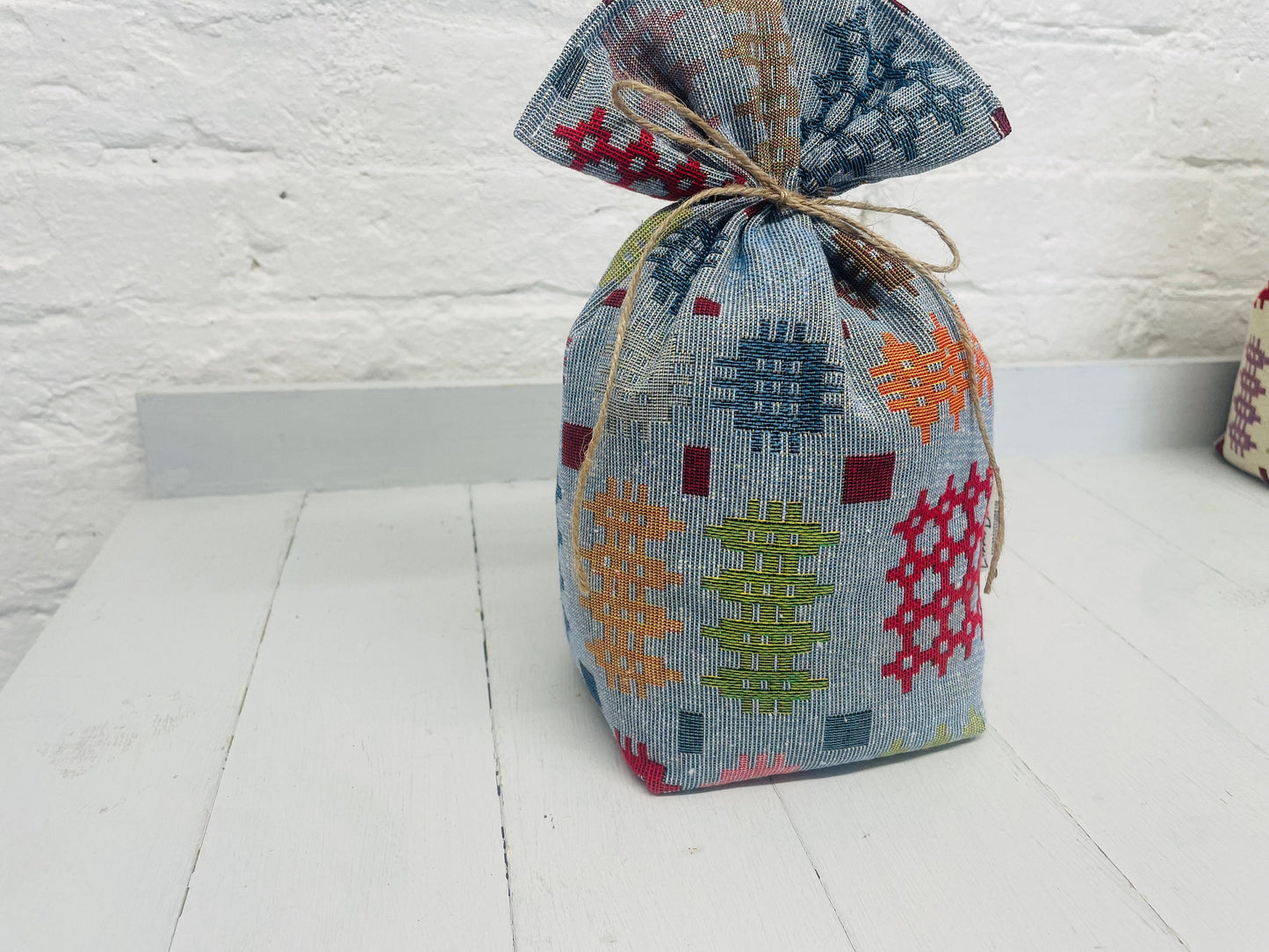 Welsh Blanket Tapestry Door Stop cartref