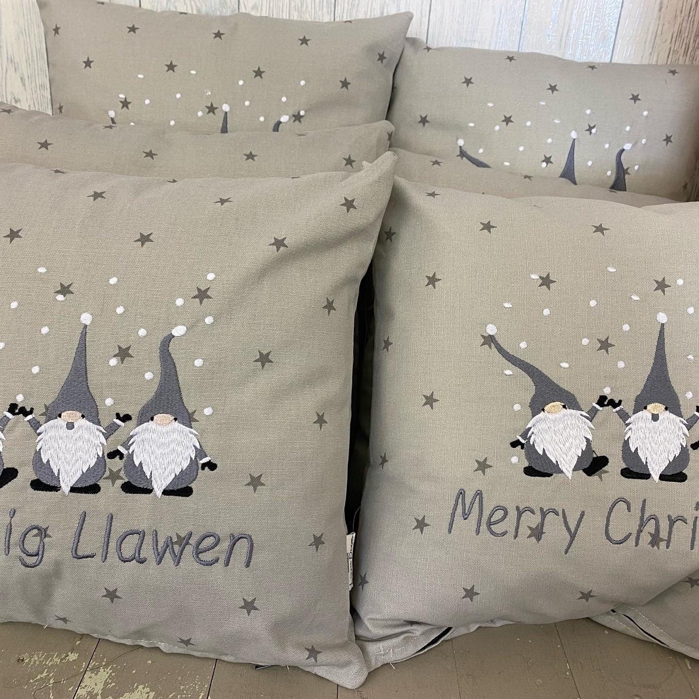 16&quot; Christmas Gnomes Cushion, Nadolig Llawen Festive Cushion-Festive Gnomes- Christmas Gnomes- Grey Gnomes