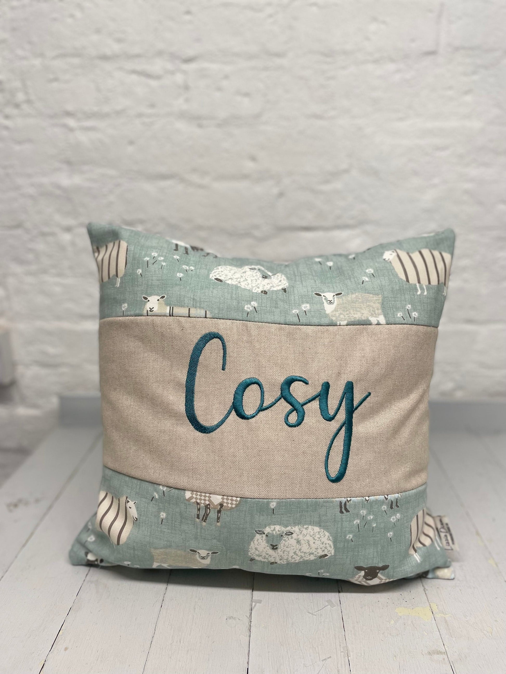 Cosy sheep decorative cushion- farm cushion, sheep 16” Square cushion , handmade Welsh sheep design , Cushion cover