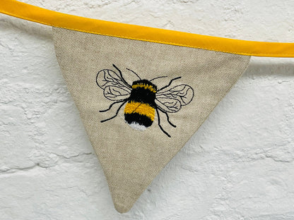Bumble Bee Bunting