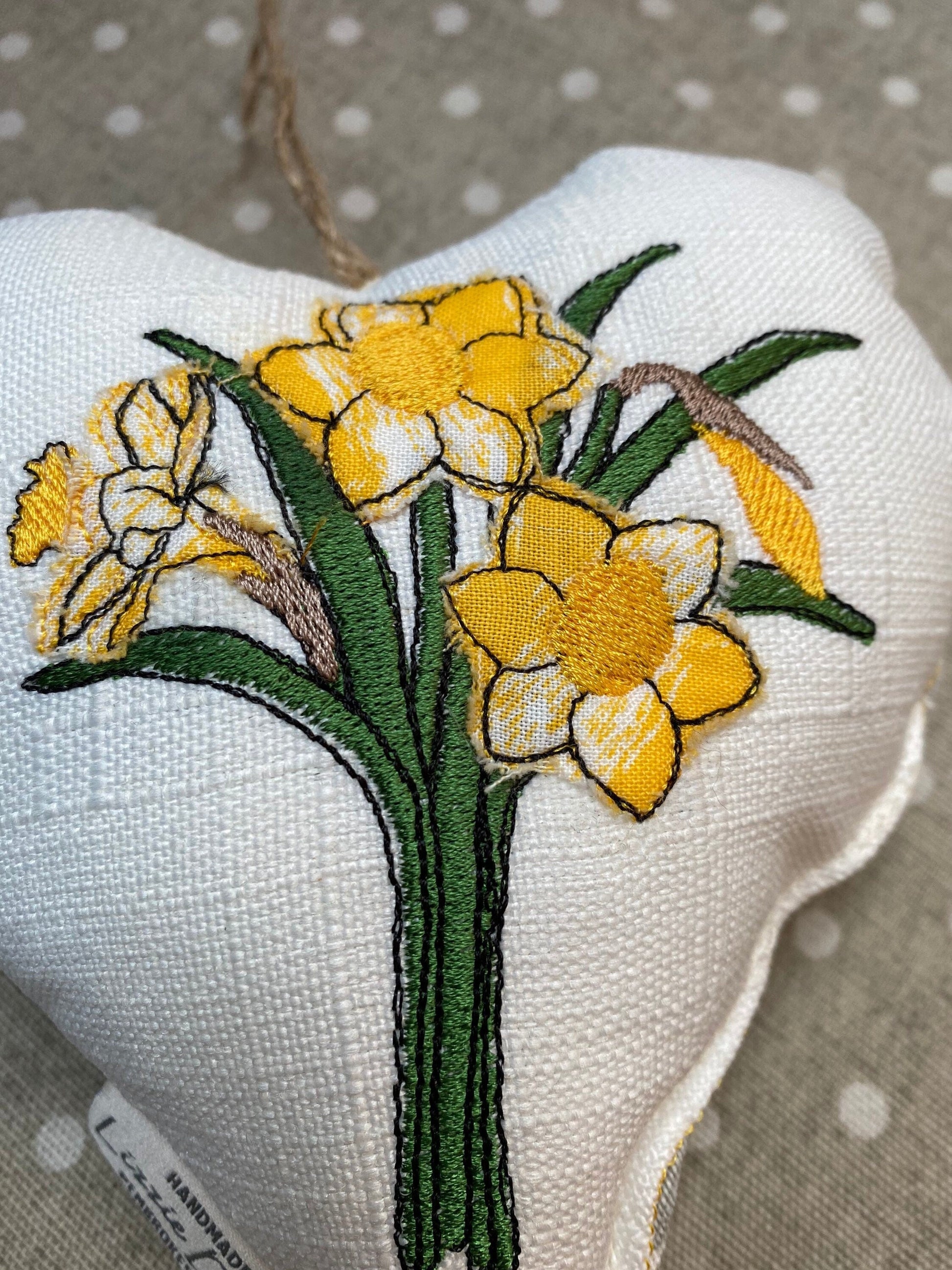 Daffodil Hanging Heart. Welsh gifts- Welsh keepsake embroidered hanging heart