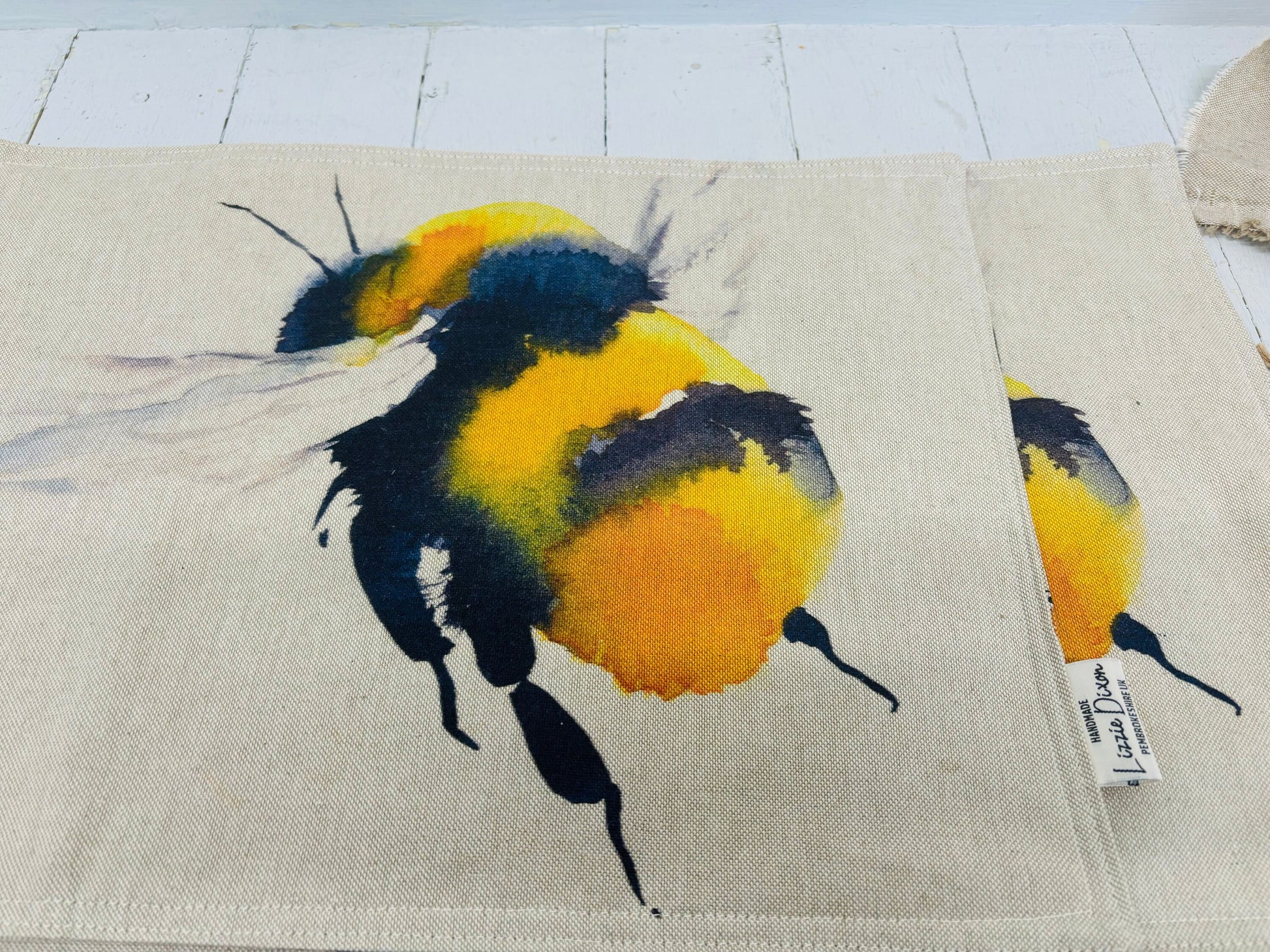 Bee Print fabric Placemat (set of2)