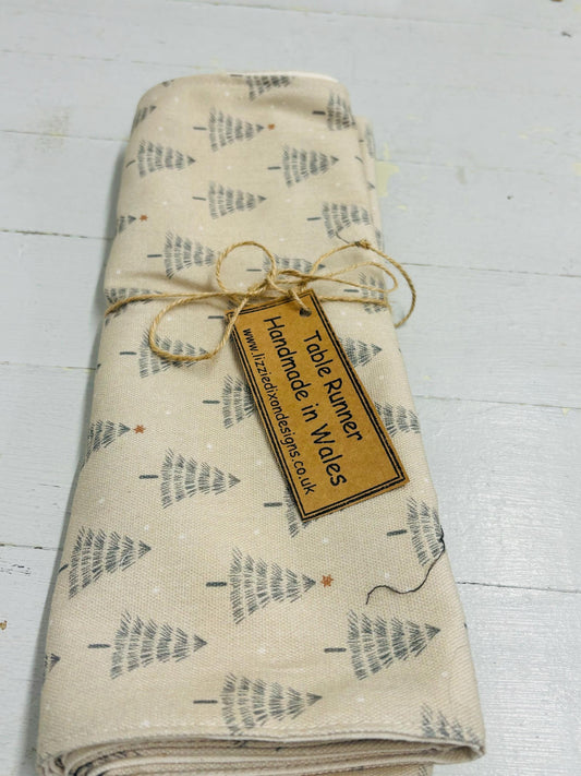 (CChristmas Table runner - Christmas Tree Table Runner -3 lengths