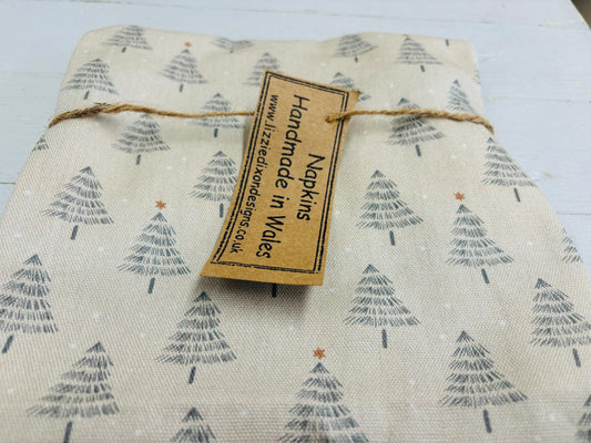 Christmas Napkins - Festive table-Christmas Trees, Handmade festive Napkins - Fabric Napkins