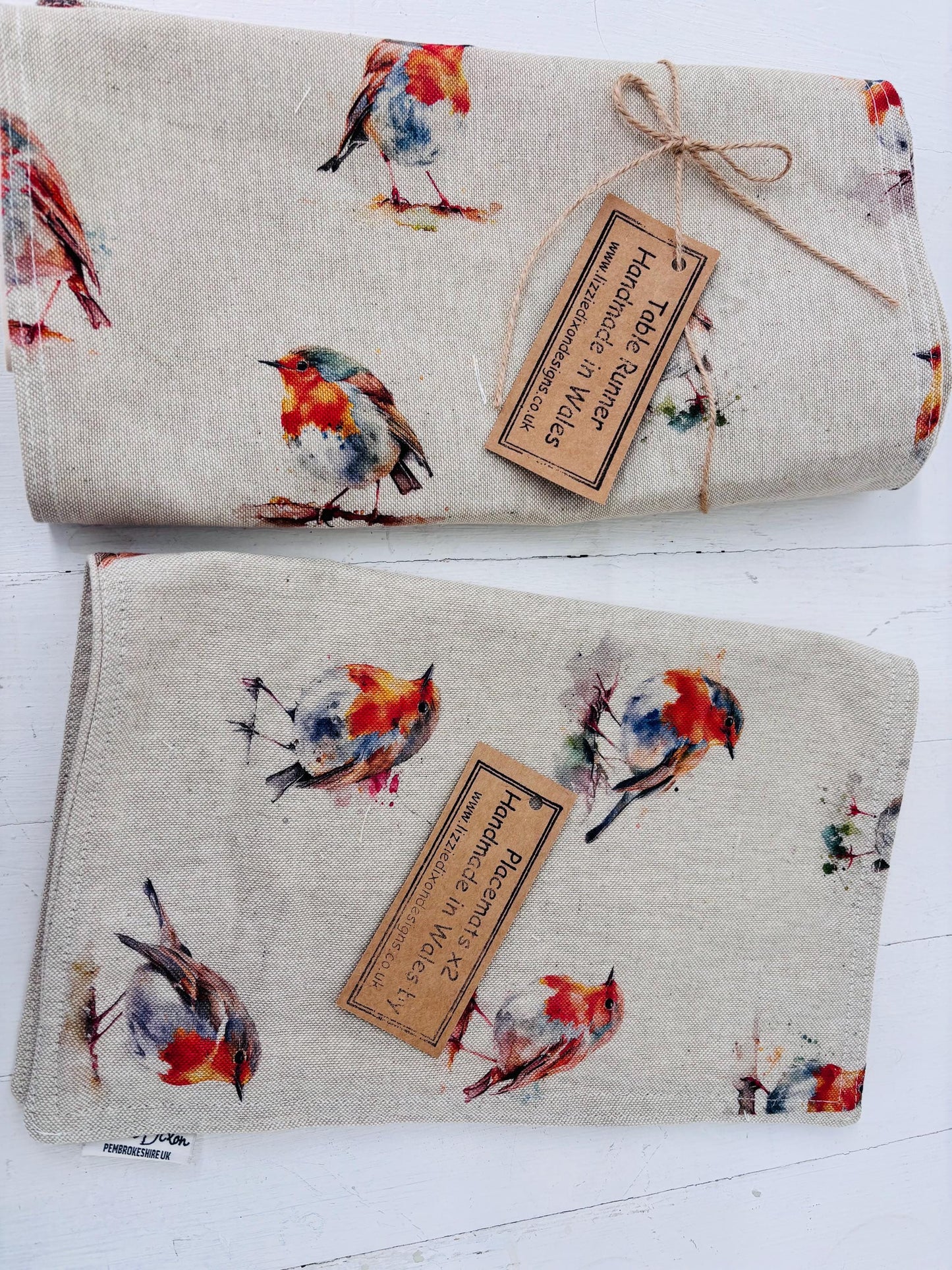 Festive Robin Print fabric Placemat (set of2)