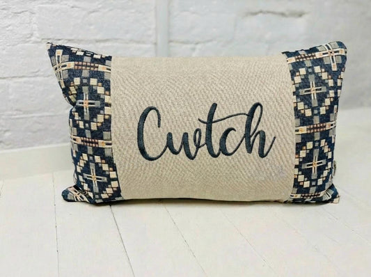 Cwtch Vintage Cross Welsh Blanket -Rectangle Cushion