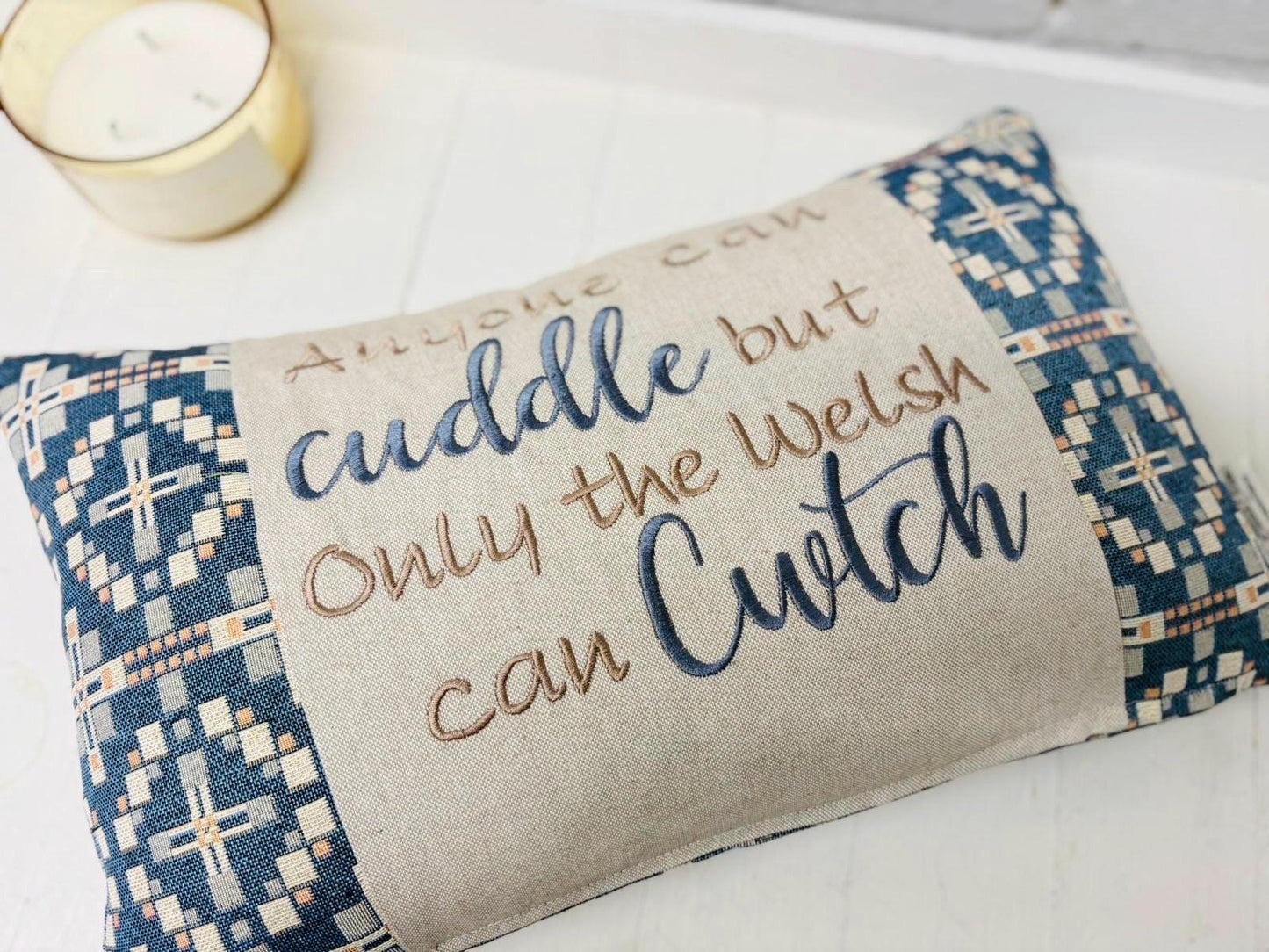 Anyone can Cuddle but only the Welsh can Cwtch Cushio-Vintage Cross Welsh blanket design.