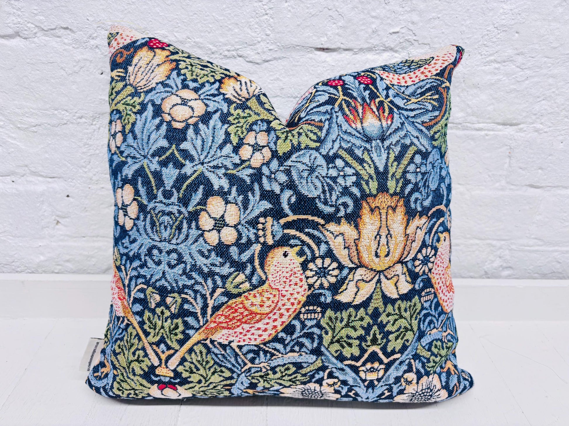 William Morris Strawberry Theif fabric Aoron.