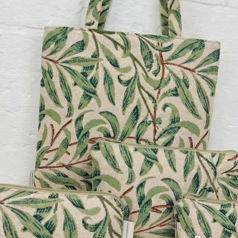 William Morris Willow Bough 7 Flag Bunting