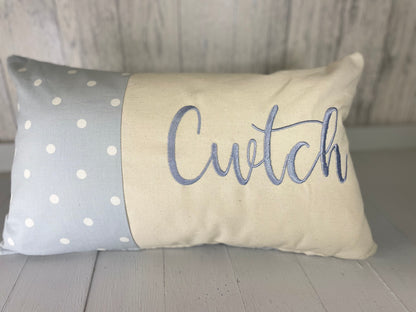 Cartref Dotty Cushion- C