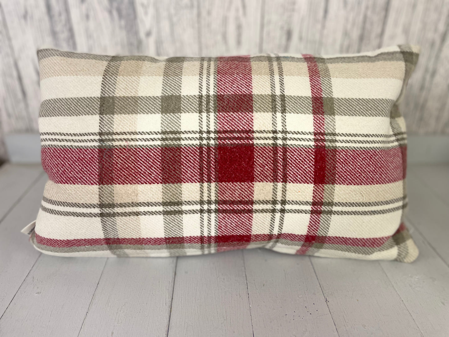 Welsh Quote Wool touch long Panel Cushion