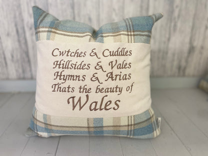 Cwtches and cuddles welsh quotes-16" wool touch fabric panel cushion-Choice of 4 Colours